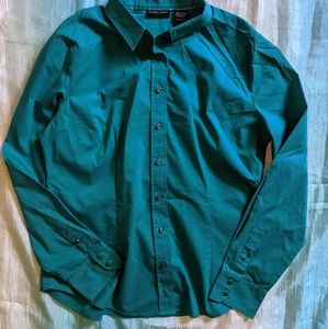 Women's button down stretch shirt